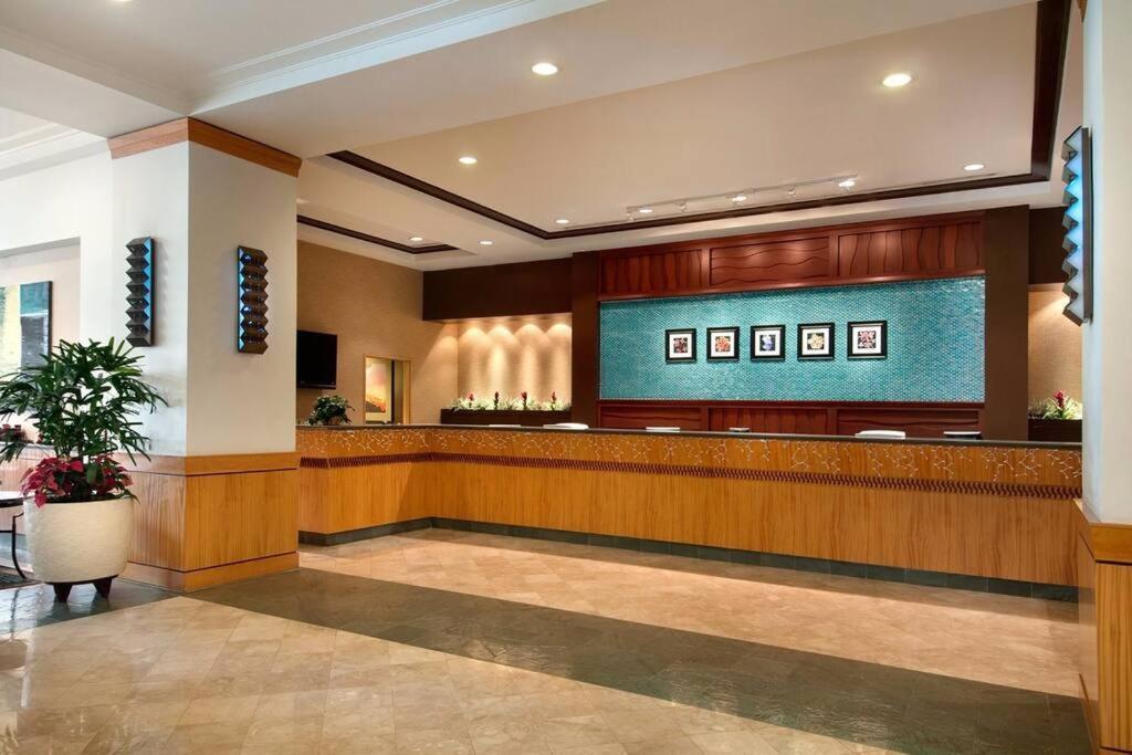 Ilikai Hotel Condo With Kitchen And Ocean View Гонолулу Экстерьер фото